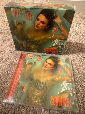 Taylor Swift Deluxe CD Set “Sweat and Vanilla” edition with keychain +photocards